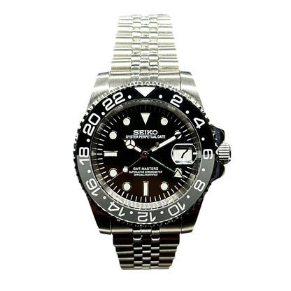 Bruce Wayne GMT