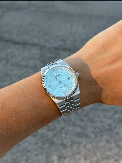 Seiko Land-Dweller Sky Blue